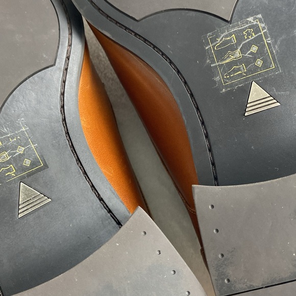 Aldo Kingsley Pillow Walk Lace Up Derby Dress Shoes (Cognac) - Picture 14 of 16